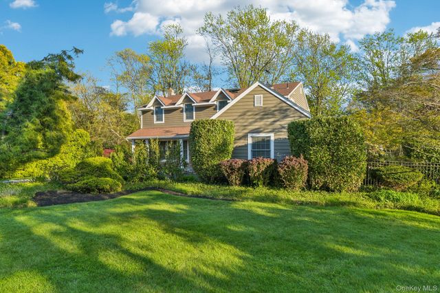 46 O'Connell Court, Great River, NY 11739