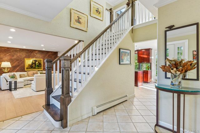 46 O'Connell Court, Great River, NY 11739