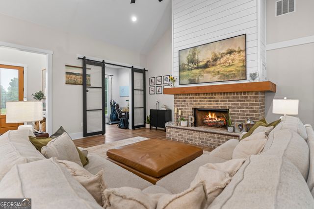 3850 Hog Mountain Road, Watkinsville, GA 30677