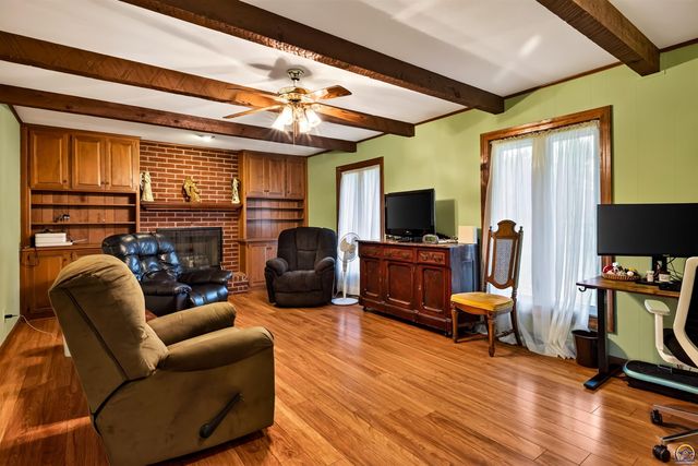 5540 SW 25th ST, Topeka, KS 66614