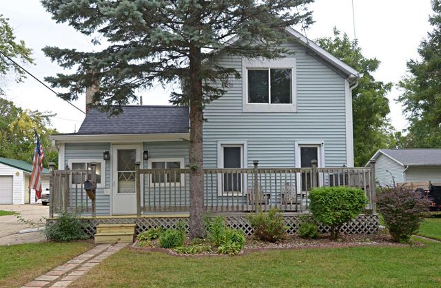 606 W Sherman Avenue, Fort Atkinson, WI 53538