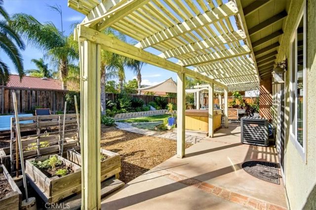 281 Jessica, Lake Elsinore, CA 92530