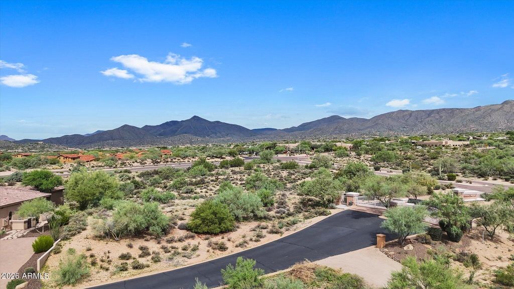 10634 E RISING SUN Drive 1, Scottsdale, AZ 85262 — photo 2
