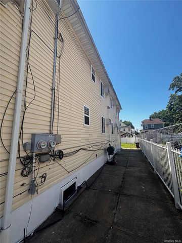 218-42 140th Avenue, Springfield Gardens, NY 11413