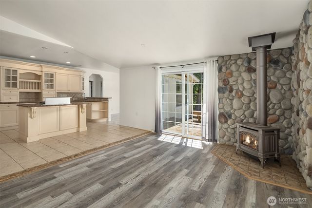 17463 SE 192nd Drive, Renton, WA 98058