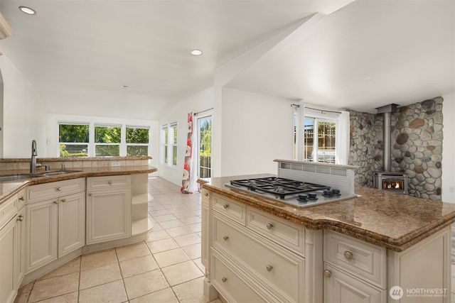 17463 SE 192nd Drive, Renton, WA 98058