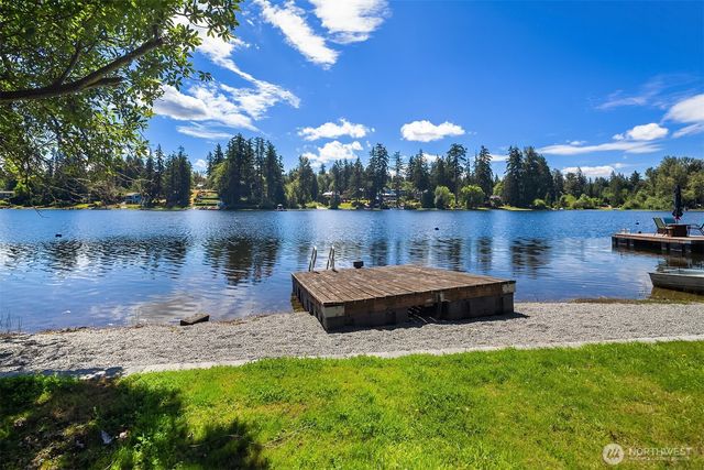 17463 SE 192nd Drive, Renton, WA 98058