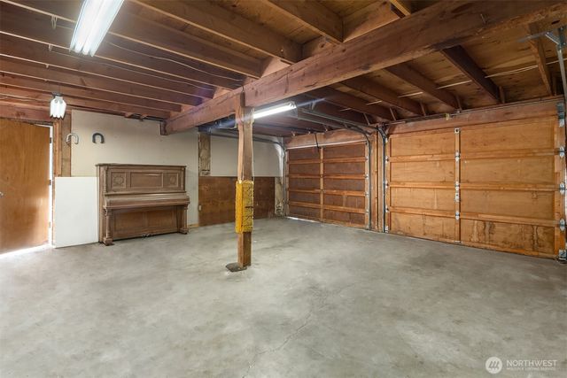 17463 SE 192nd Drive, Renton, WA 98058
