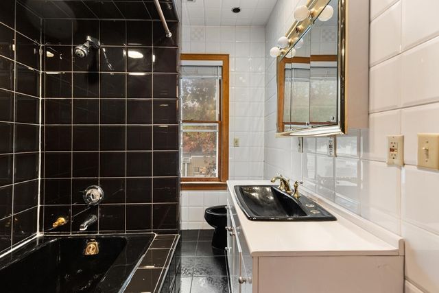 42 Howard St, Cambridge, MA 02139