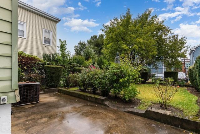 42 Howard St, Cambridge, MA 02139