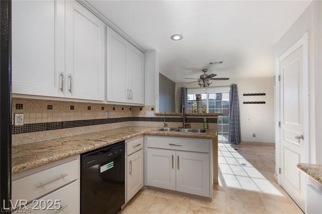 924 Angel Star Lane, Las Vegas, NV 89145