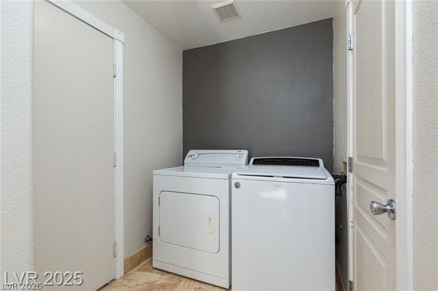 924 Angel Star Lane, Las Vegas, NV 89145