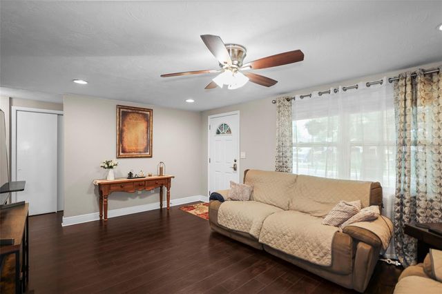 78 MAPLE AVENUE, Palm Harbor, FL 34684