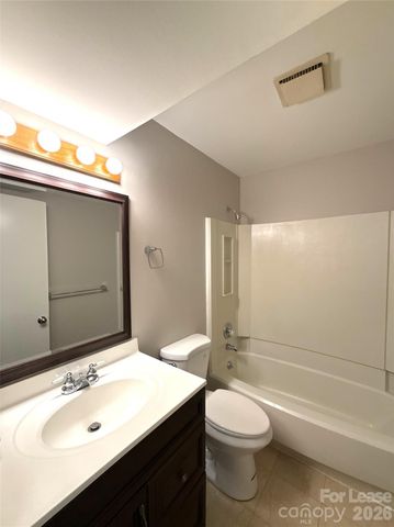 11002 Harrowfield Road, Charlotte, NC 28226