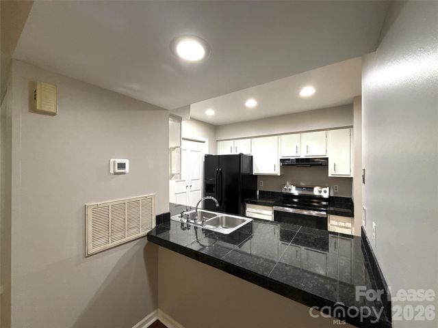 11002 Harrowfield Road, Charlotte, NC 28226