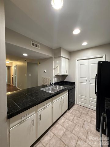 11002 Harrowfield Road, Charlotte, NC 28226