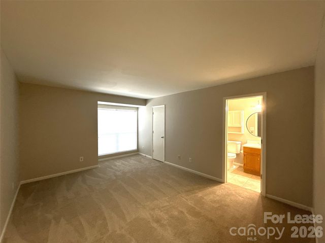 11002 Harrowfield Road, Charlotte, NC 28226