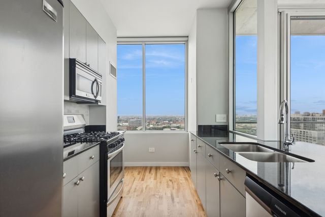 1720 S Michigan Avenue 2218, Chicago, IL 60616