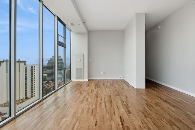 1720 S Michigan Avenue 2218, Chicago, IL 60616