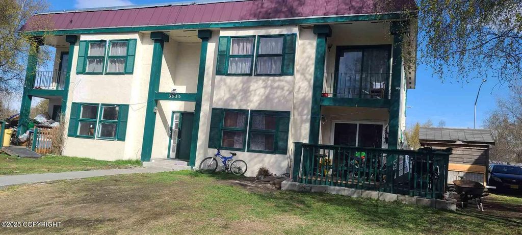 3835 Carleton Avenue, Anchorage, AK 99517