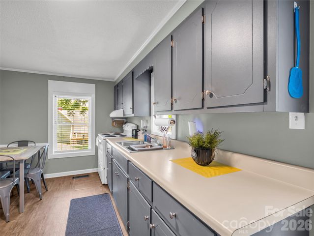 193 Middle Street, Ellenboro, NC 28040