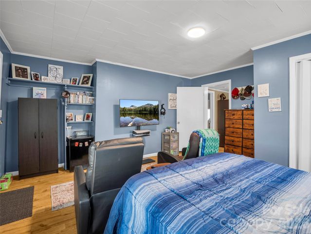 193 Middle Street, Ellenboro, NC 28040