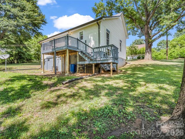 193 Middle Street, Ellenboro, NC 28040