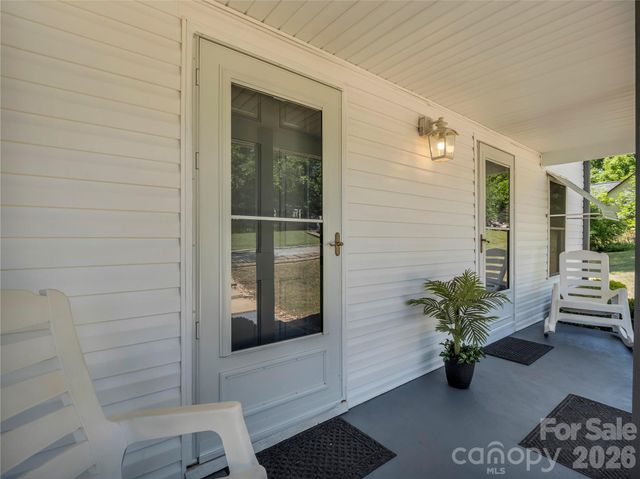 193 Middle Street, Ellenboro, NC 28040