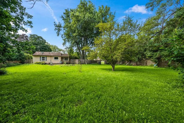 108 South Parkway, Prospect Heights, IL 60070