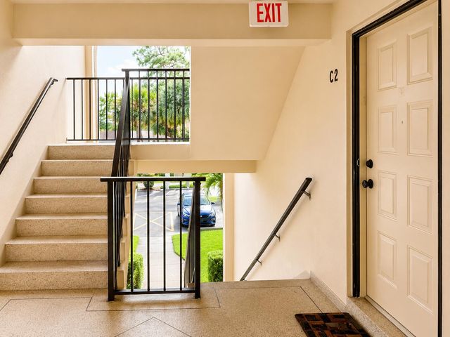627 Sea Pine Way C2, Greenacres, FL 33415