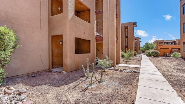 1810 E Blacklidge Dr Apt 102, Tucson, AZ 85719