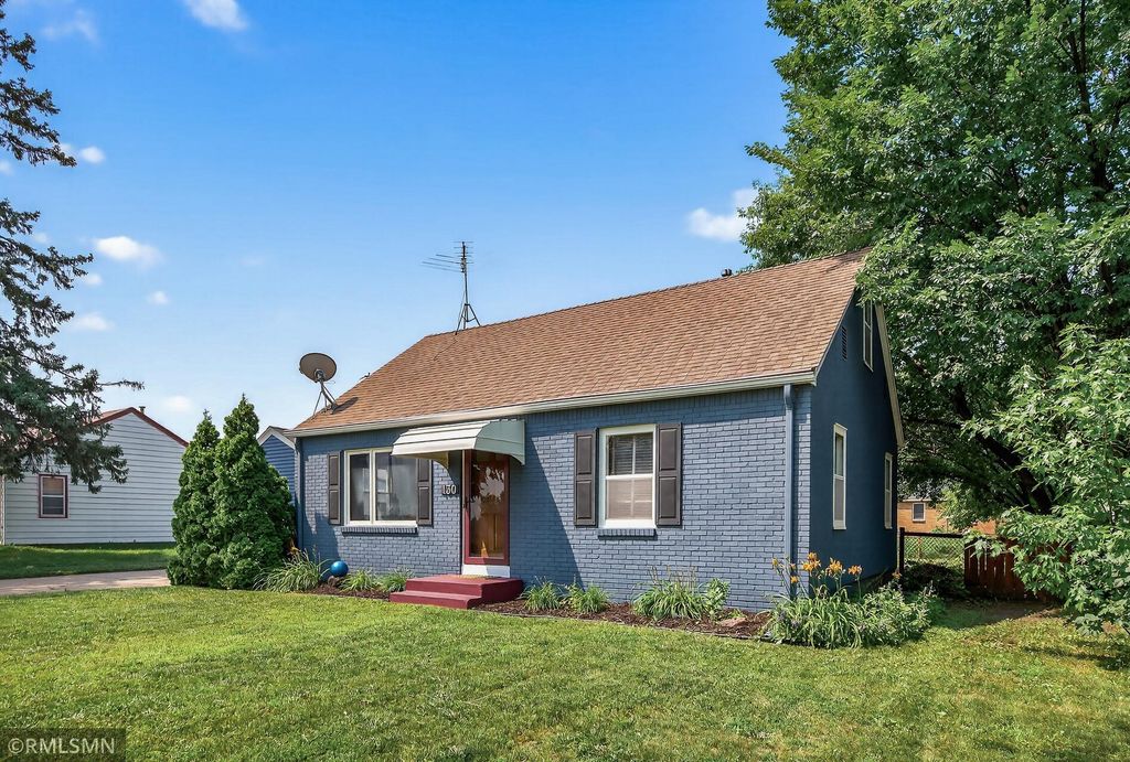 130 17th Avenue S, Hopkins, MN 55343