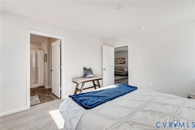 16 Our Way Dr, Kilmarnock, VA 22482