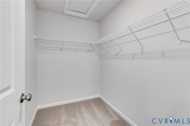 16 Our Way Dr, Kilmarnock, VA 22482