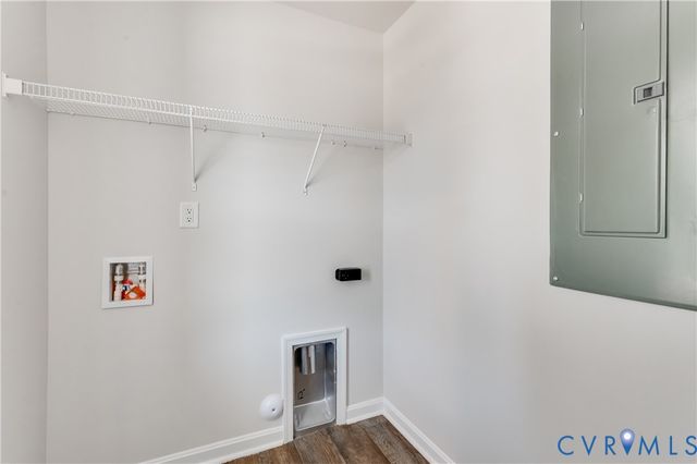 16 Our Way Dr, Kilmarnock, VA 22482