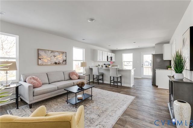 16 Our Way Dr, Kilmarnock, VA 22482