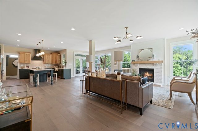 1400 Goldcrest Dr, Manakin Sabot, VA 23103