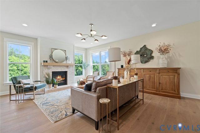 1400 Goldcrest Dr, Manakin Sabot, VA 23103