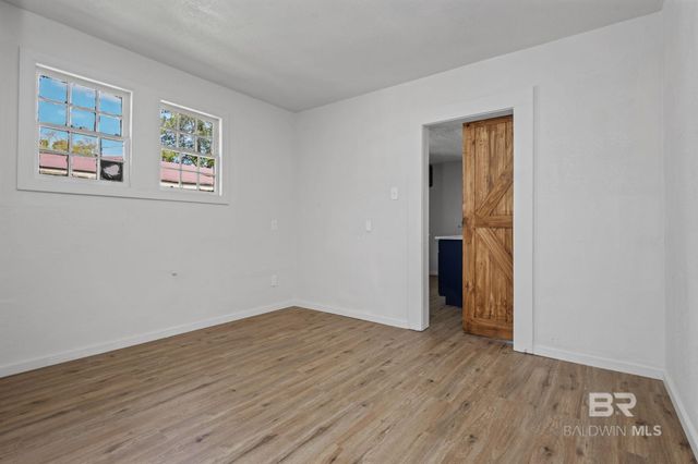 606 Dauphin Island Parkway, Mobile, AL 36606