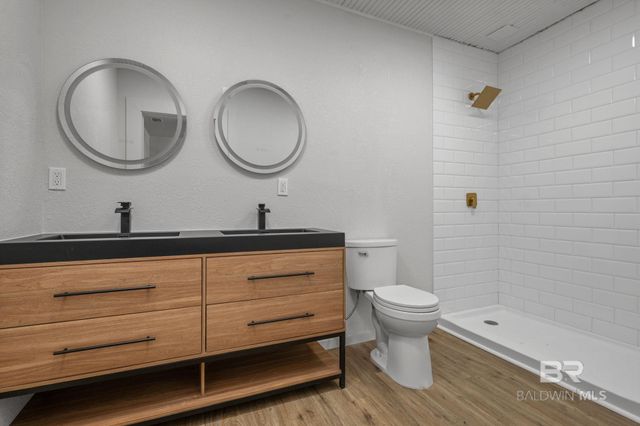 606 Dauphin Island Parkway, Mobile, AL 36606