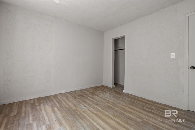 606 Dauphin Island Parkway, Mobile, AL 36606