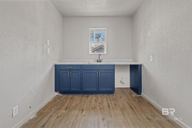 606 Dauphin Island Parkway, Mobile, AL 36606