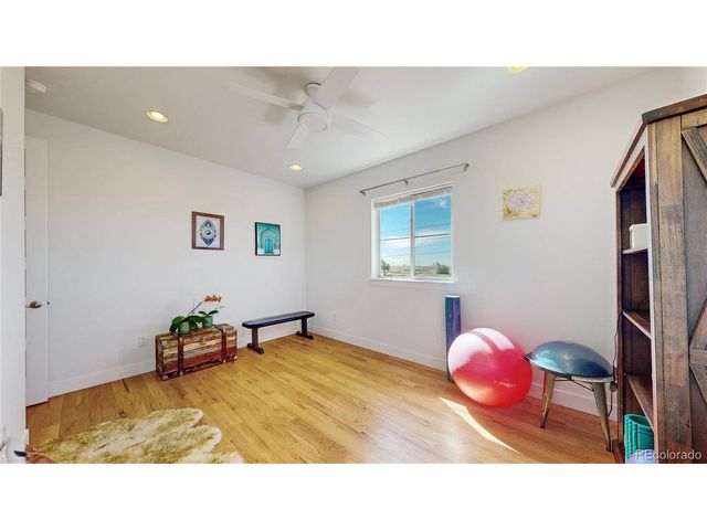 3086 Yale Dr, Broomfield, CO 80023