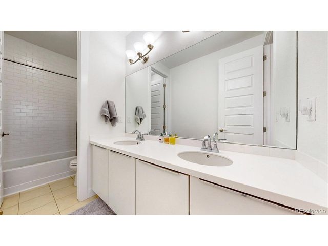 3086 Yale Dr, Broomfield, CO 80023