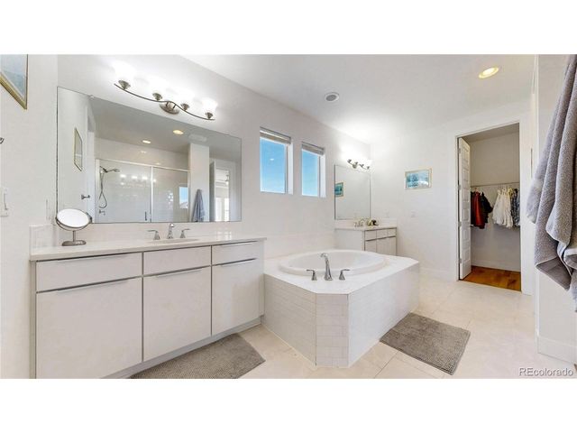3086 Yale Dr, Broomfield, CO 80023