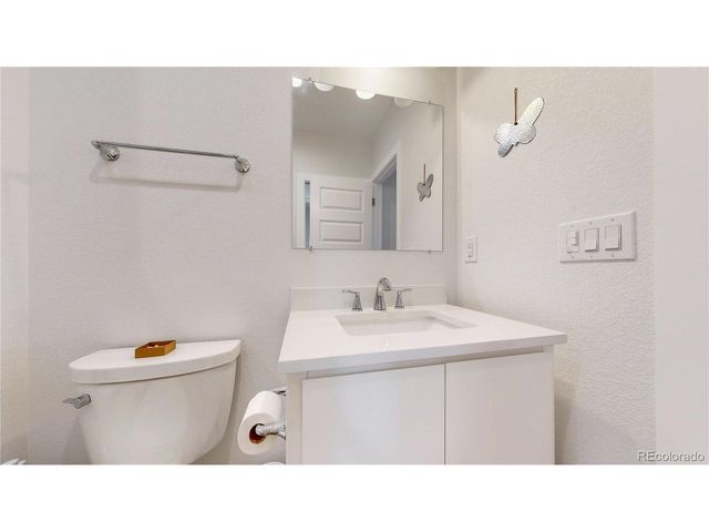 3086 Yale Dr, Broomfield, CO 80023