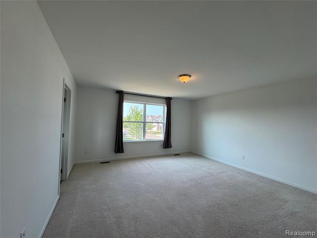 7722 Ryder, Utica, MI 48317