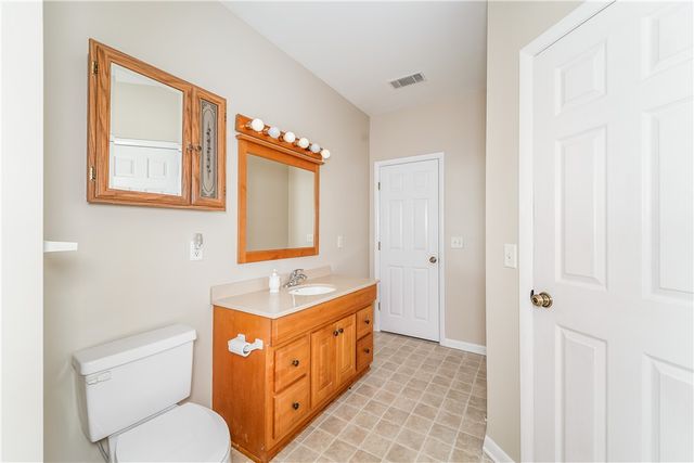 1100 Winona Ave, Waycross, GA 31503