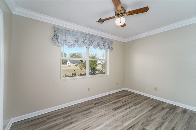 1100 Winona Ave, Waycross, GA 31503