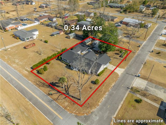 1100 Winona Ave, Waycross, GA 31503